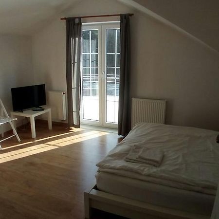 Bed and Breakfast Dworek Posen Exterior foto